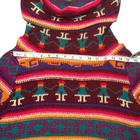 RARE H&M Designer Inspired Wool Aztec Boho Turtleneck Sweater Sz 10 - Picture 15 of 15
